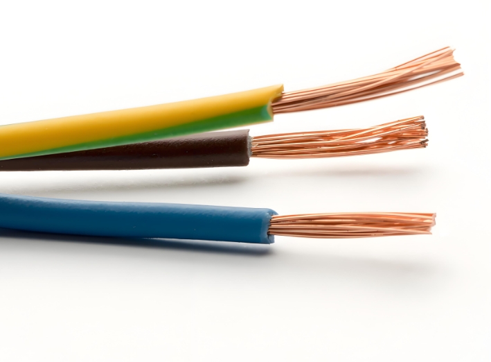 分享關于家裝電線入墻注意事項.jpg 分享關于家裝電線入墻注意事項.jpg